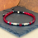 Miyuki küp boncuklu hematit bileklik modelleri siyah kırmızı renklerinde. Asansörlü kapama ile ayarlanabilir.